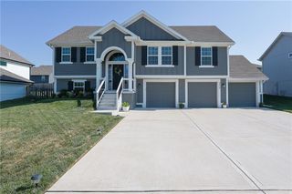 6012 NE 119th Street, Kansas City, MO 64156