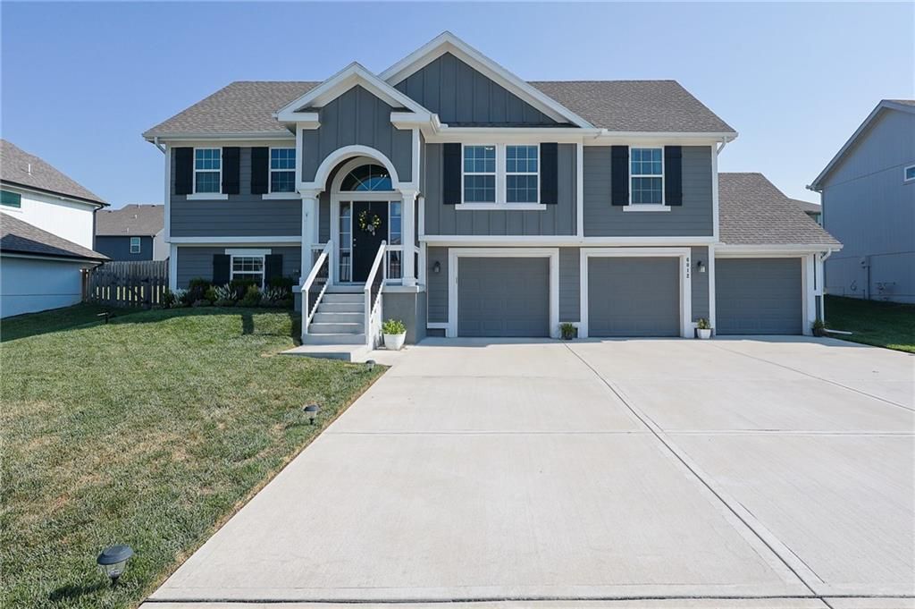 6012 NE 119th Street, Kansas City, MO 64156