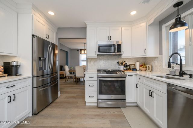 55 Augusta Street, Tinton Falls, NJ 07712