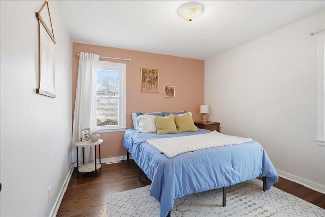 3261 N 86th STREET, Milwaukee, WI 53222