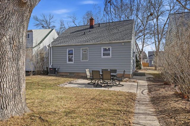 3261 N 86th STREET, Milwaukee, WI 53222