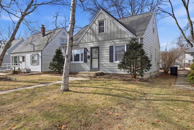 3261 N 86th STREET, Milwaukee, WI 53222