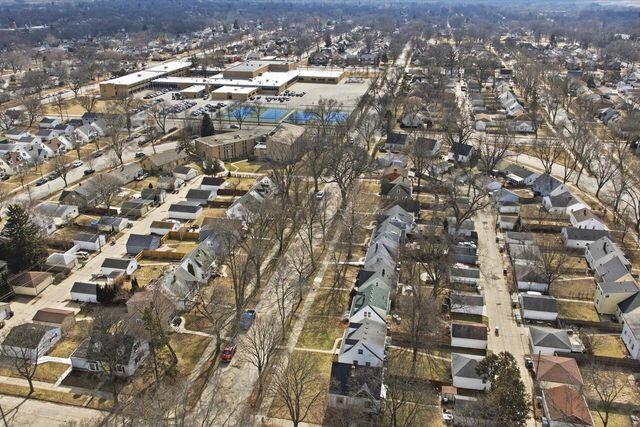 3261 N 86th STREET, Milwaukee, WI 53222