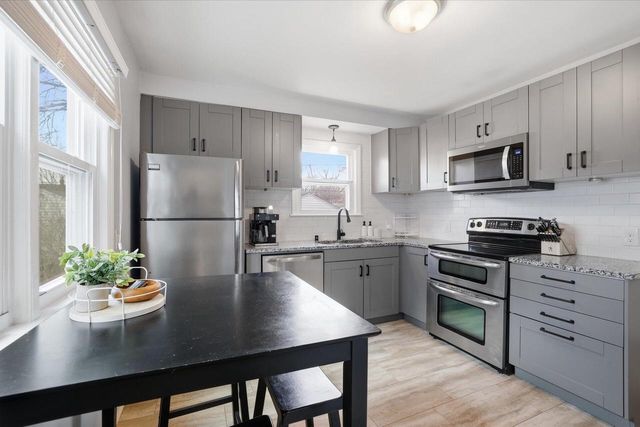 3261 N 86th STREET, Milwaukee, WI 53222