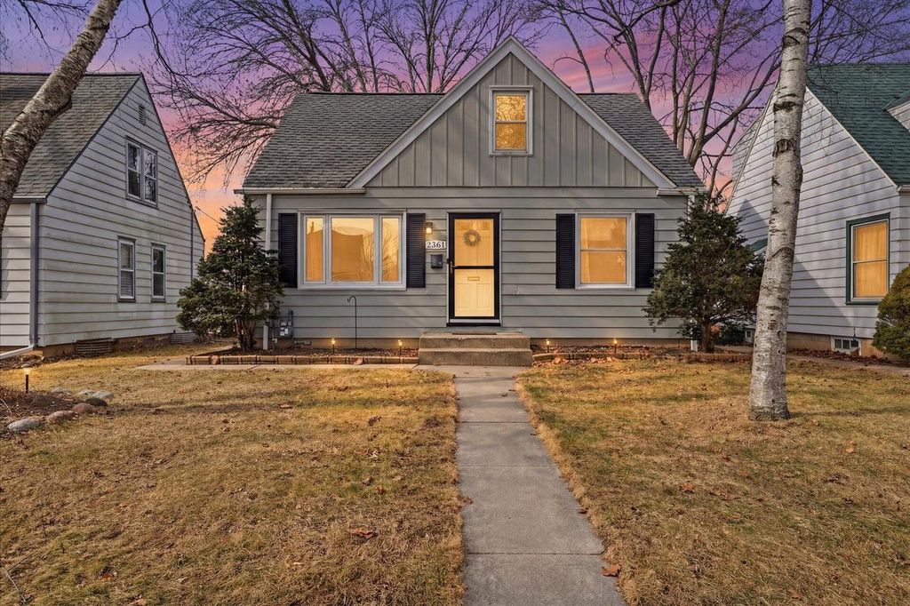 3261 N 86th STREET, Milwaukee, WI 53222