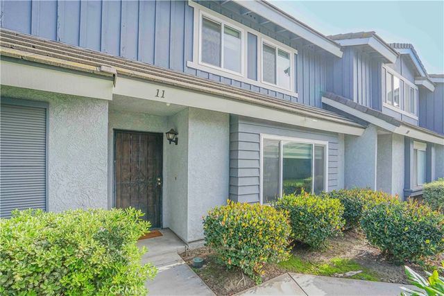 17721 Norwalk 11, Artesia, CA 90701
