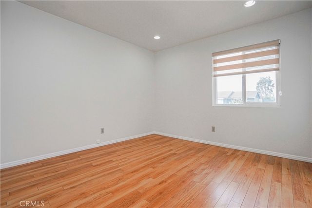 17721 Norwalk 11, Artesia, CA 90701