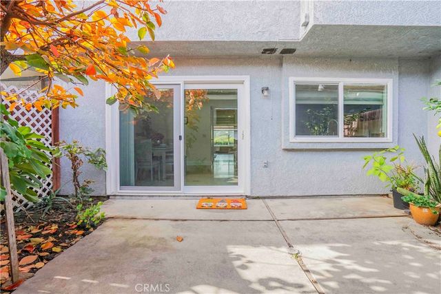 17721 Norwalk 11, Artesia, CA 90701