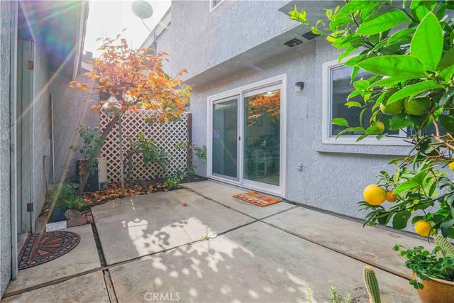 17721 Norwalk 11, Artesia, CA 90701