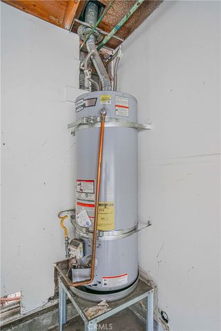 17721 Norwalk 11, Artesia, CA 90701