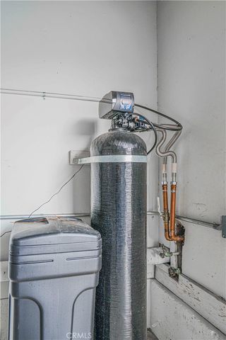 17721 Norwalk 11, Artesia, CA 90701