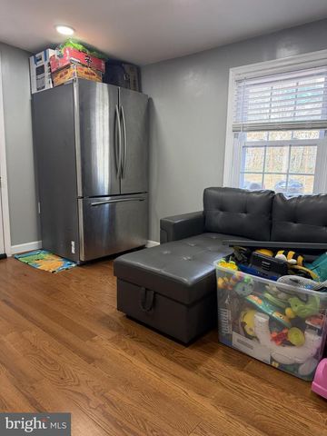 6118 HIBBLING AVE, Springfield, VA 22150