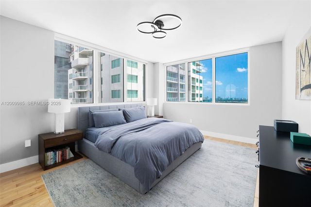 253 NE 2nd St 2503, Miami, FL 33132