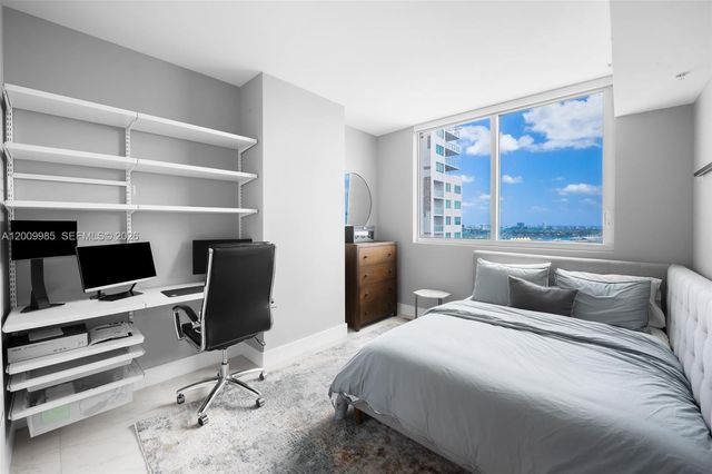 253 NE 2nd St 2503, Miami, FL 33132