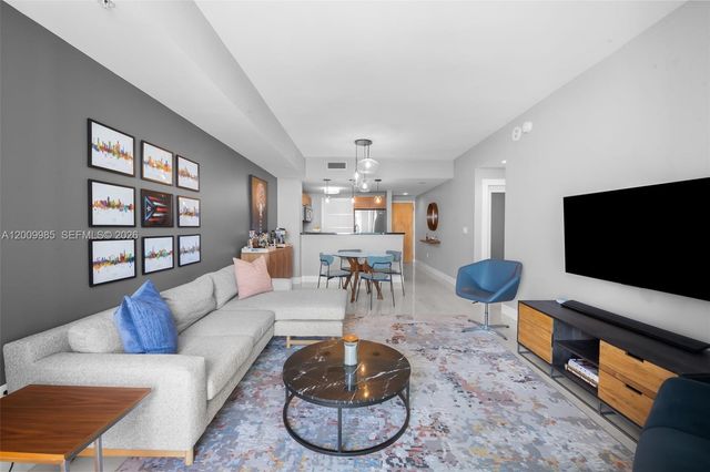 253 NE 2nd St 2503, Miami, FL 33132