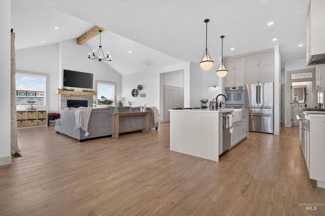 12780 Draft St, Middleton, ID 83644