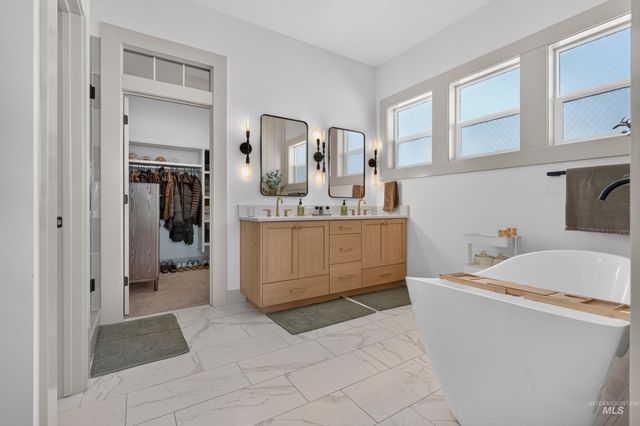 12780 Draft St, Middleton, ID 83644