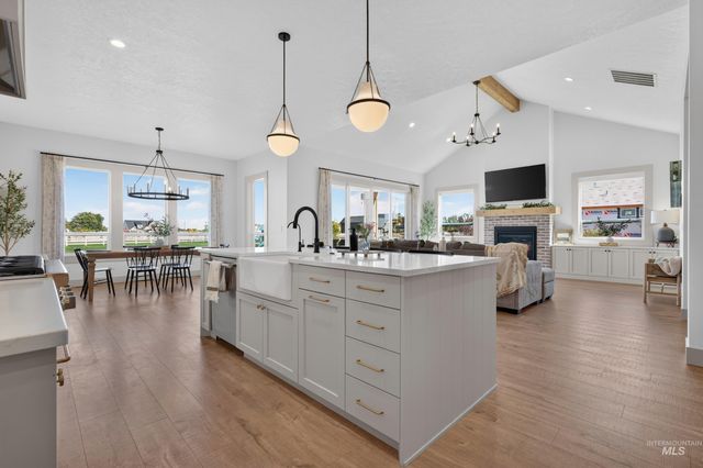 12780 Draft St, Middleton, ID 83644