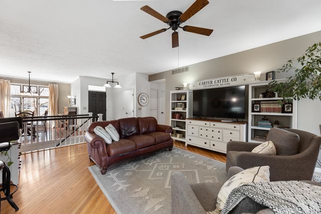 1911 N Valleyview, Wichita, KS 67212