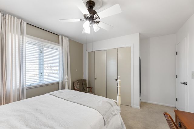 1911 N Valleyview, Wichita, KS 67212