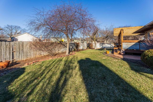 1911 N Valleyview, Wichita, KS 67212