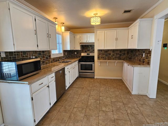 7615 Westfield, San Antonio, TX 78227