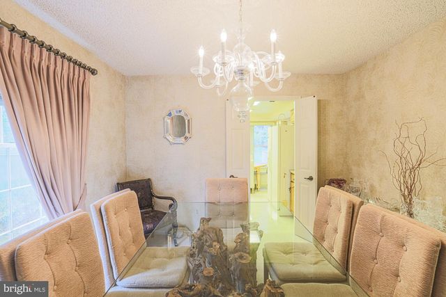 260 HUNTERS RIDGE RD, Lutherville Timonium, MD 21093