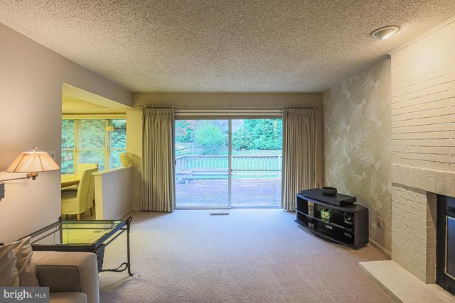 260 HUNTERS RIDGE RD, Lutherville Timonium, MD 21093