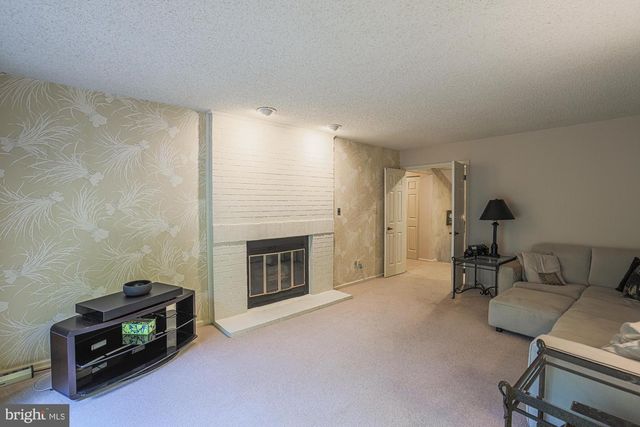 260 HUNTERS RIDGE RD, Lutherville Timonium, MD 21093