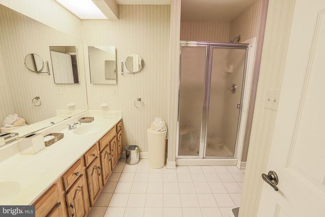 260 HUNTERS RIDGE RD, Lutherville Timonium, MD 21093