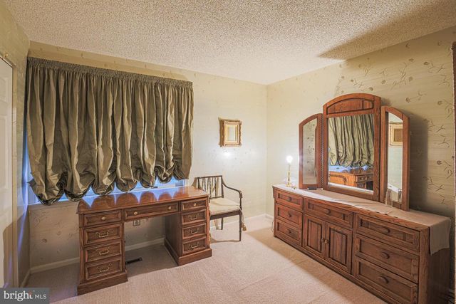 260 HUNTERS RIDGE RD, Lutherville Timonium, MD 21093