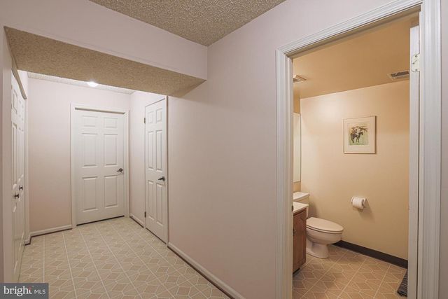 260 HUNTERS RIDGE RD, Lutherville Timonium, MD 21093