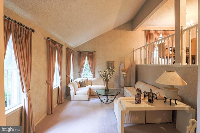 260 HUNTERS RIDGE RD, Lutherville Timonium, MD 21093