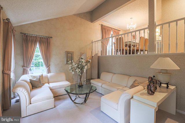 260 HUNTERS RIDGE RD, Lutherville Timonium, MD 21093