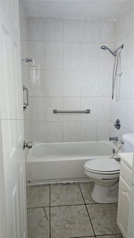 3800 SW 102nd Avenue 221, Miami, FL 33165