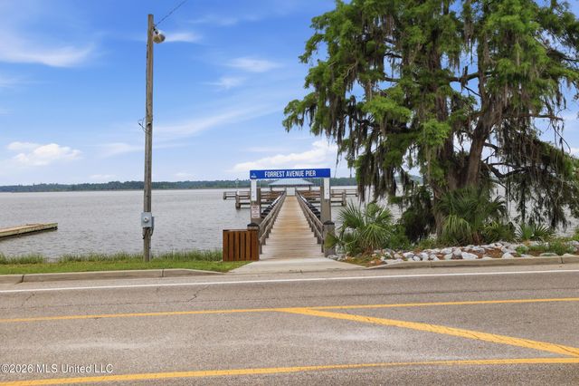 474 Forrest Avenue, Biloxi, MS 39530