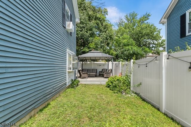 422 E Front St, Plainfield City, NJ 07060