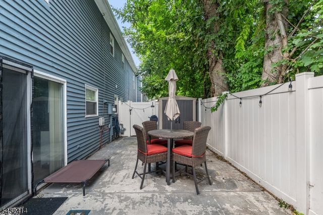 422 E Front St, Plainfield City, NJ 07060