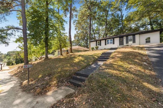 2905 Gresham Road, Atlanta, GA 30316