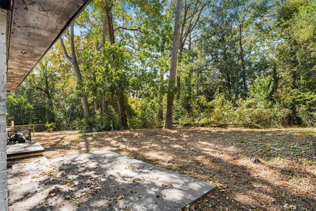 2905 Gresham Road, Atlanta, GA 30316