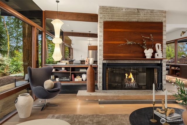 14841 SE 54th Street, Bellevue, WA 98006