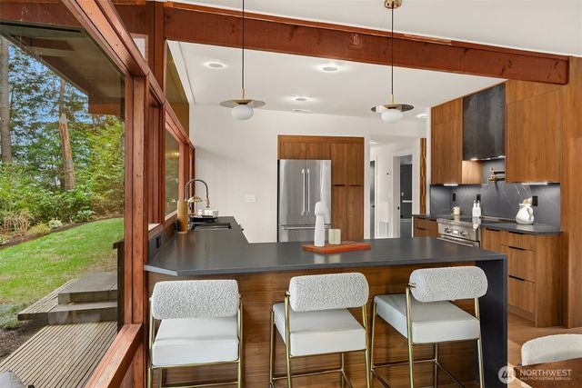 14841 SE 54th Street, Bellevue, WA 98006