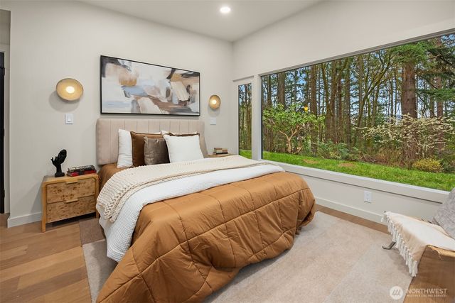 14841 SE 54th Street, Bellevue, WA 98006