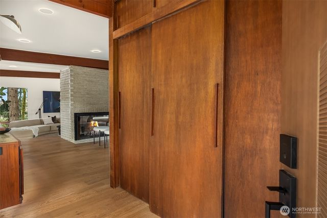 14841 SE 54th Street, Bellevue, WA 98006