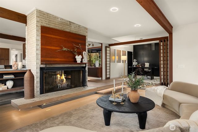 14841 SE 54th Street, Bellevue, WA 98006