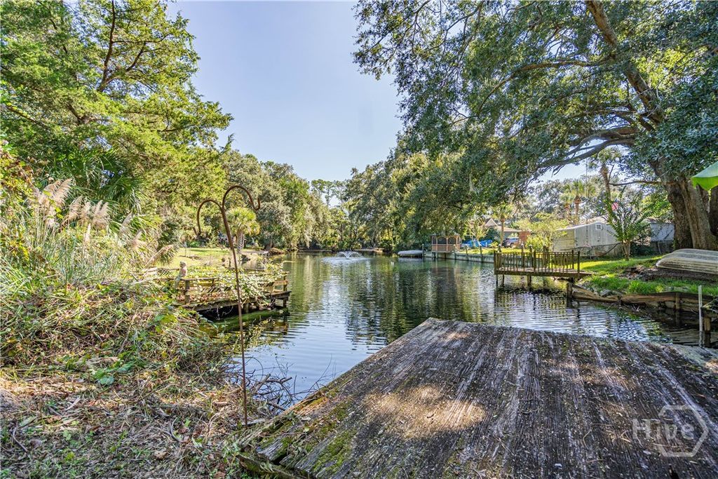 Image 32 of property listing at 903 Sandpiper Road, Savannah, GA 31410