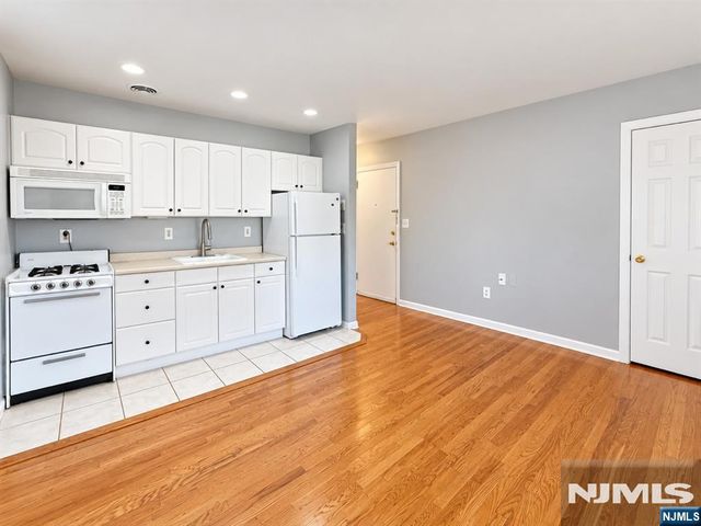 640 Franklin Avenue, Nutley, NJ 07110