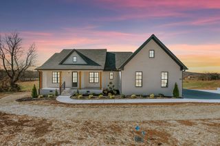 199 Cojohodo Ct, Mcminnville, TN 37110