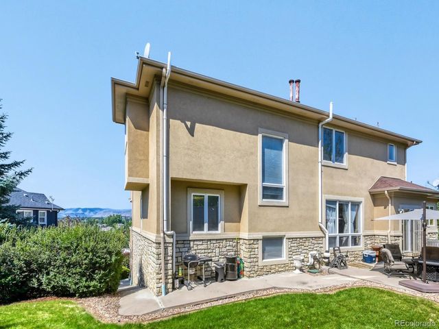 7526 Routt Ln, Arvada, CO 80005