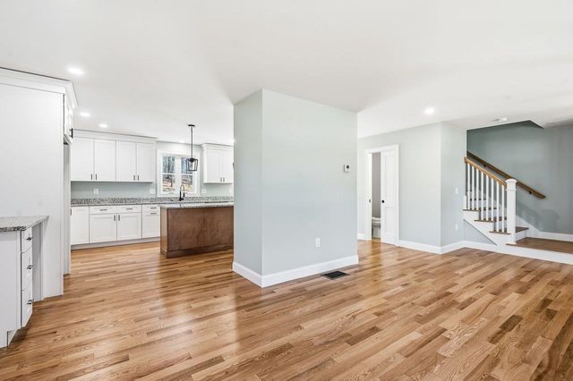 30 Hansonville Road, Rochester, NH 03839